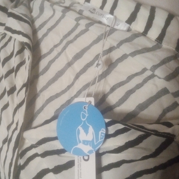 Cupshe Black Cream Vertical Stripe Button Front Shirt Dress Cover Up NWT Size XL - Picture 6 of 7